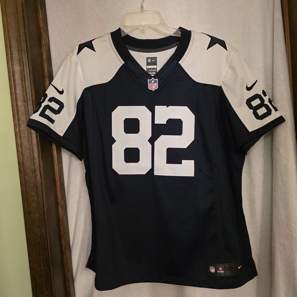 Nike NFL Jersey with Number 82